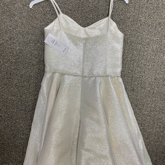 Dolls and Divas Party Dress Thin Straps Silver Metallic - Picture 3 of 6